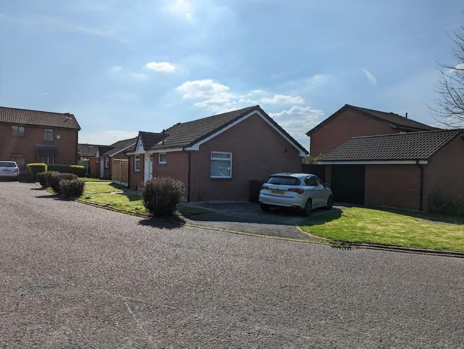 The Kilsyth,Detached Bungalow Warrington Exteriér fotografie